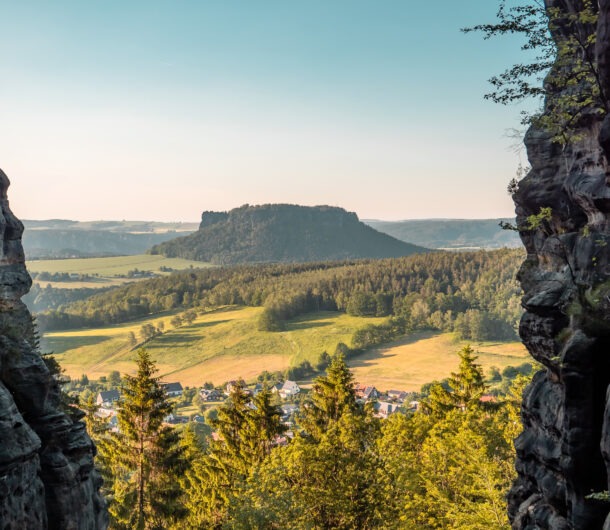 Abstieg vom Pfaffenstein durch das Nadelöhr